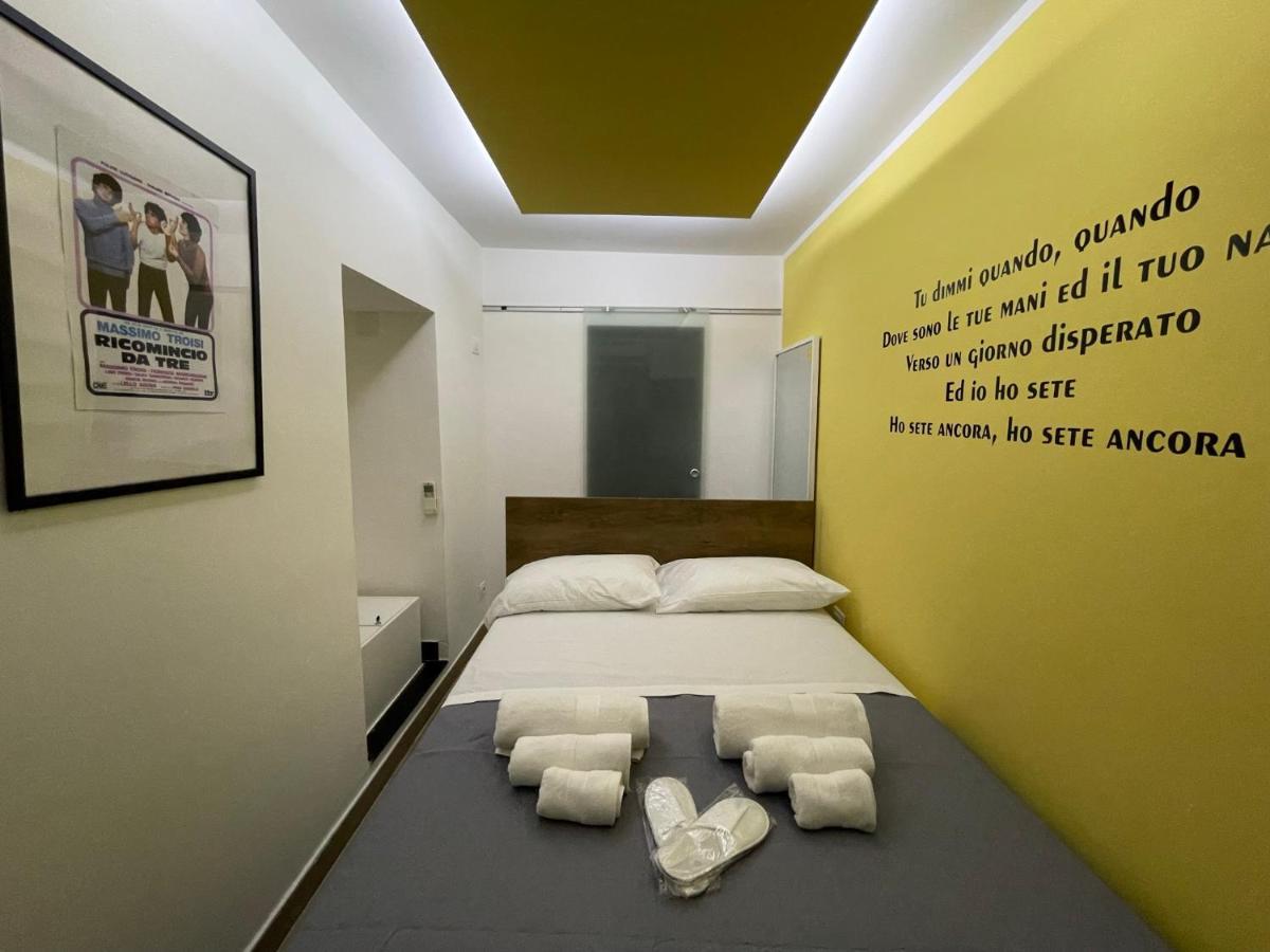 Yes I Know My Room - Mini Room Martiri Naples Exterior photo