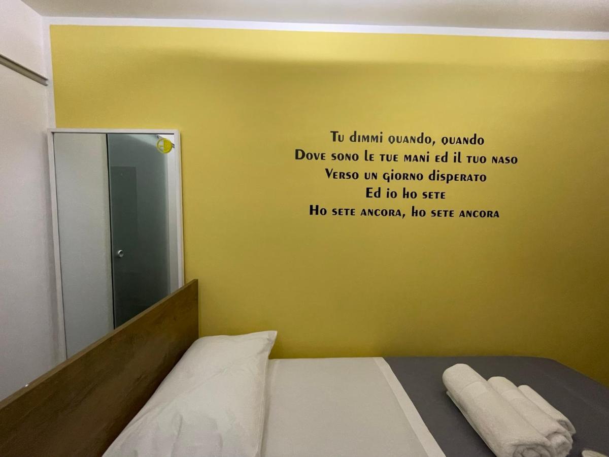 Yes I Know My Room - Mini Room Martiri Naples Exterior photo